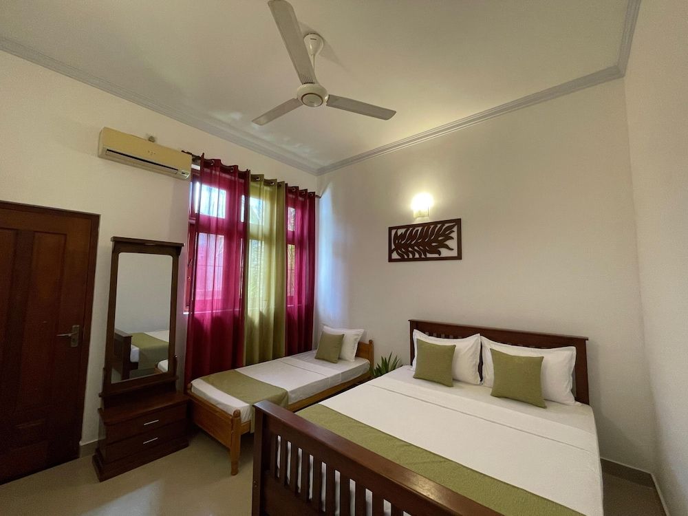 Standard Triple Room, Garden View