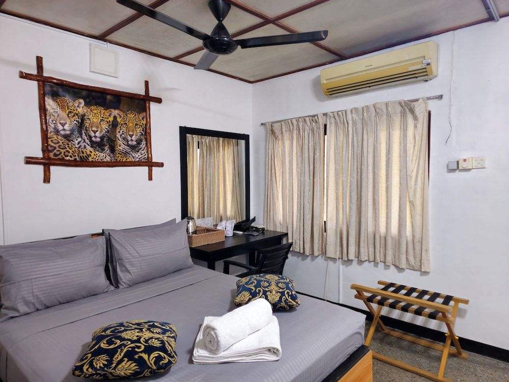 Udawalawe Safari VIllage By Plateeno Superior Double Room, Garden View 6