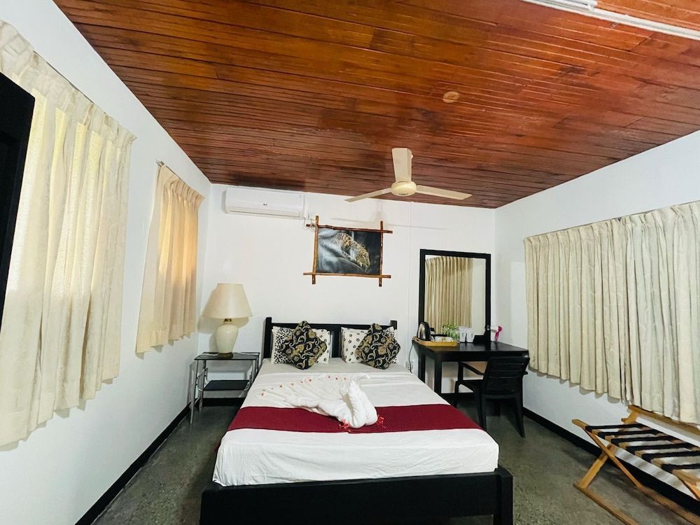 Udawalawe Safari VIllage By Plateeno Superior Double Room, Garden View