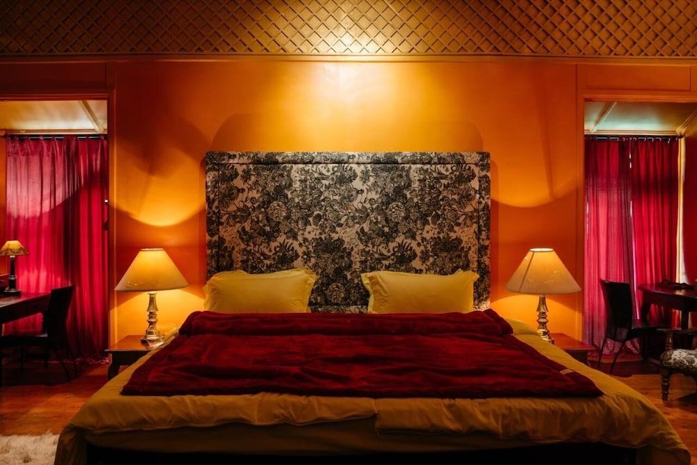 Sinhagiri Mansion Deluxe Double Room, Patio, Garden View 3