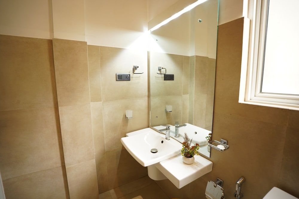 Waasala Eco Luxury Heaven Deluxe Double Room 15