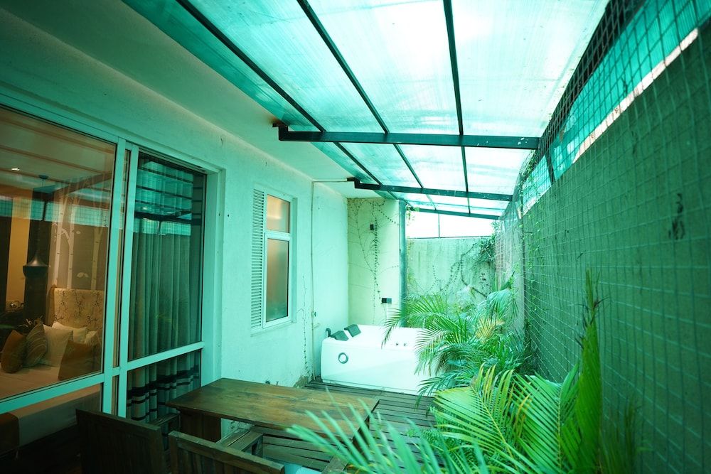 Waasala Eco Luxury Heaven Luxury Suite, Balcony 5