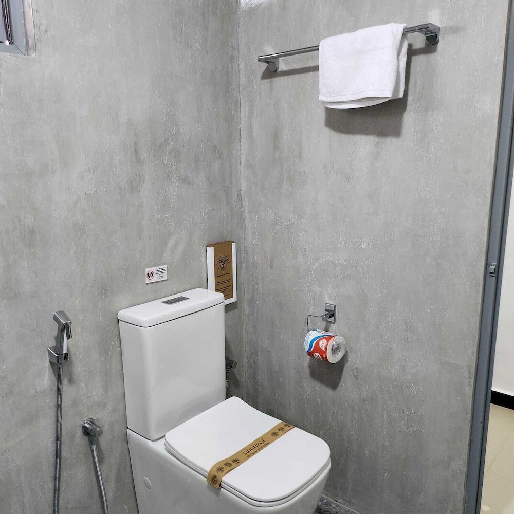 Neem Tree House Deluxe Single Room 4