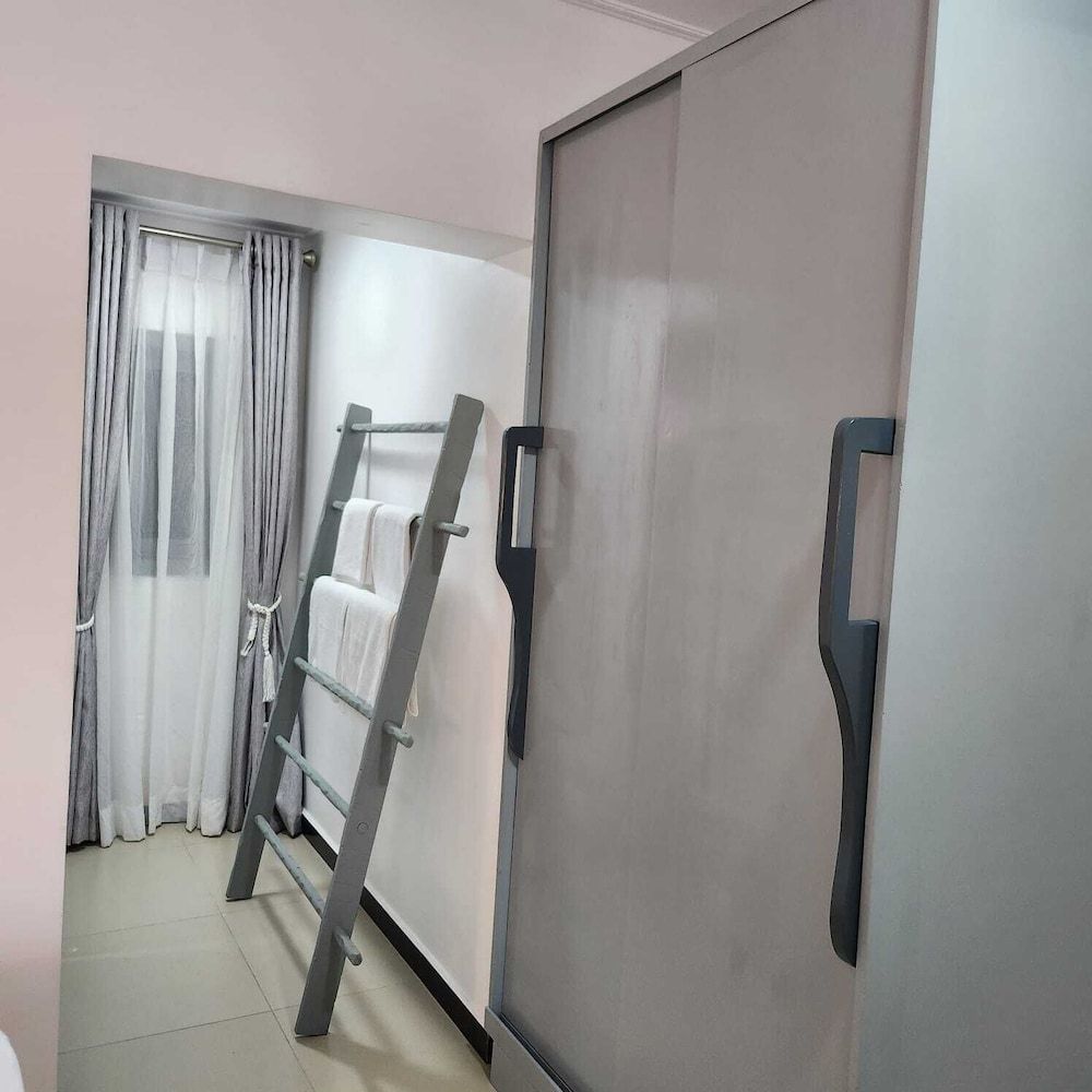 Neem Tree House Deluxe Single Room 6