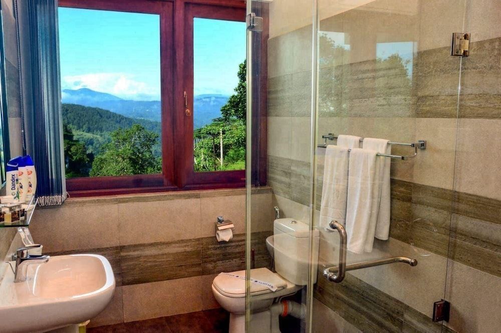 Grand Hills Kandy Family Room, Mountain View 13