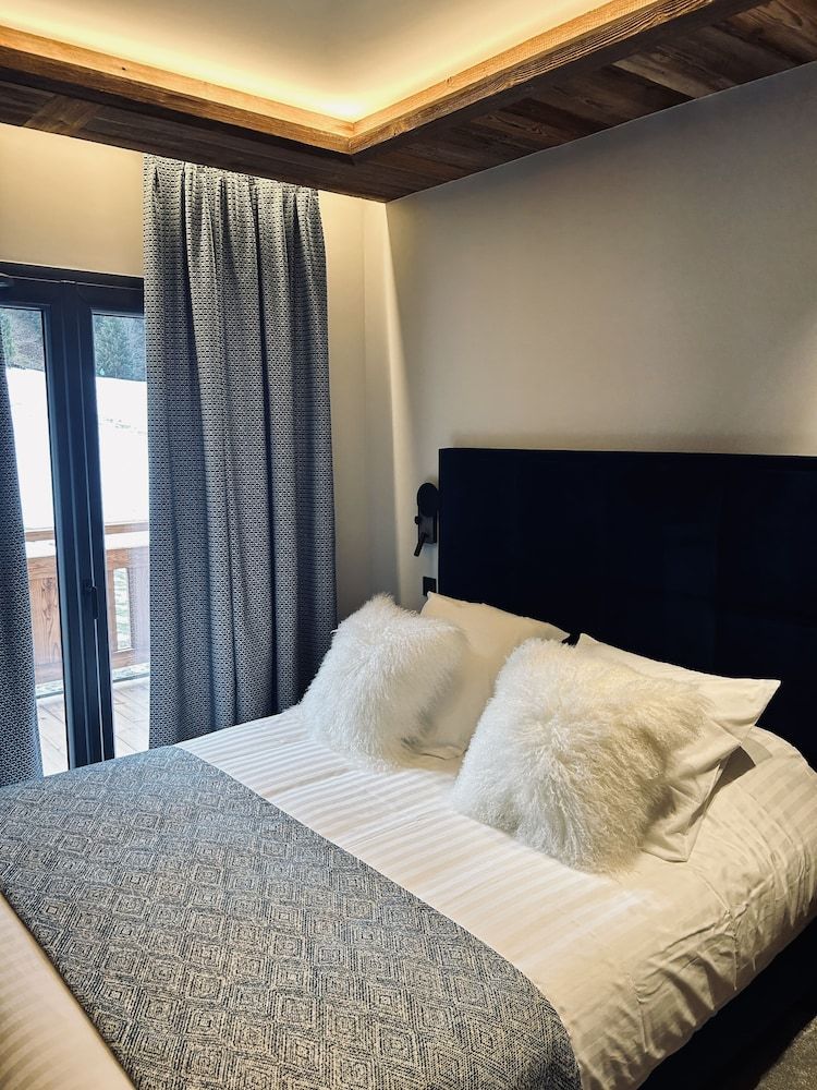 Premium Apartment