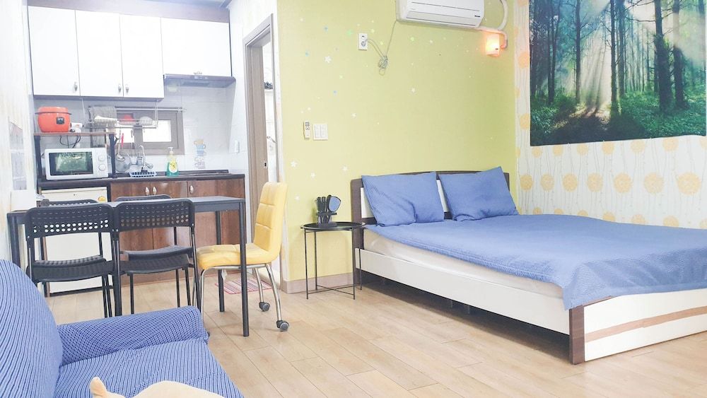 Junlive Pension Standard Room (Lemon Verbena) 3