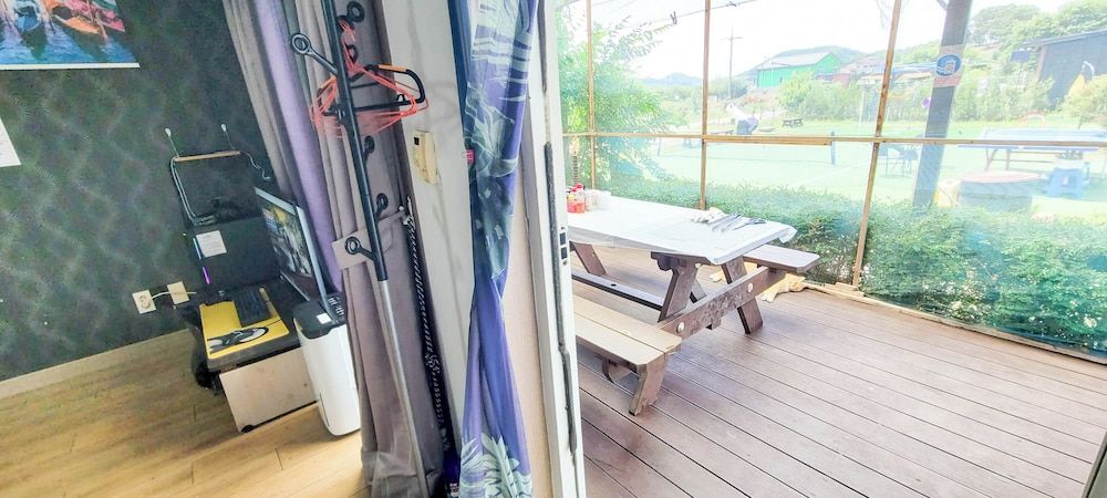 Junlive Pension Grand Room (Chamomile) 4