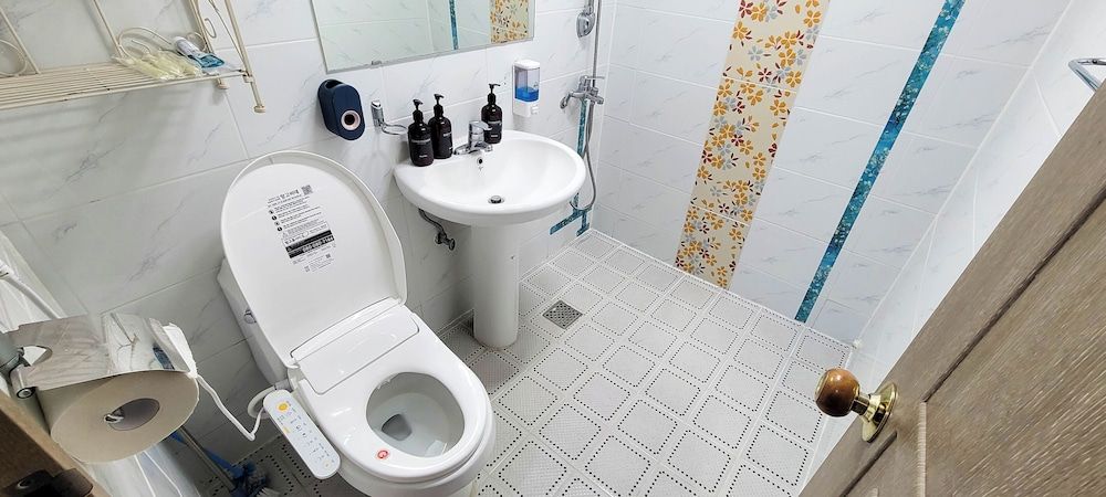 Junlive Pension Standard Room (Sage) 5