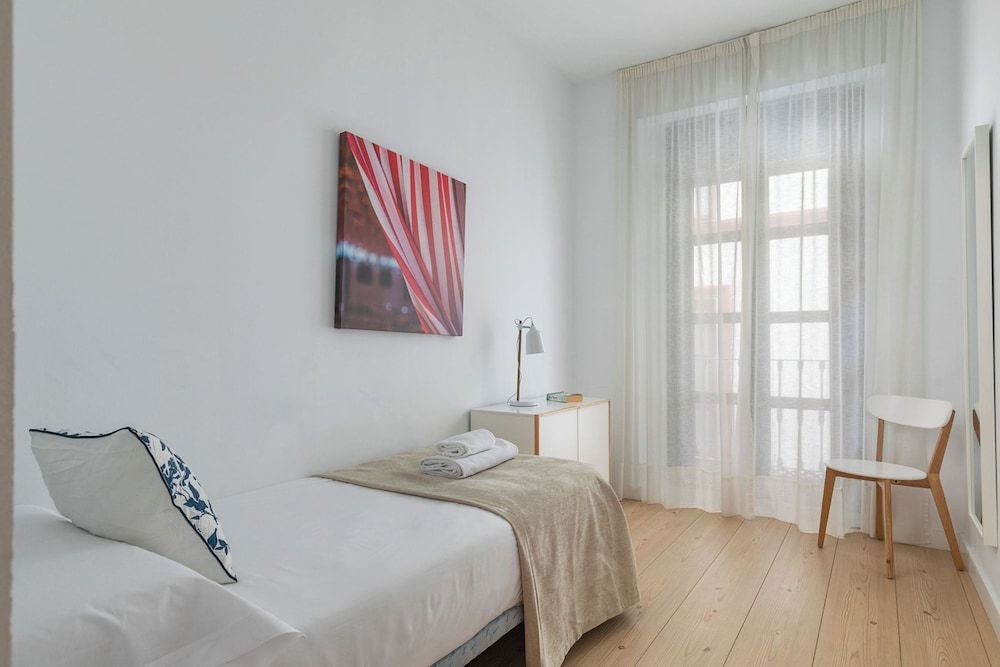 Holiday Rentals Tempa Museo Standard Apartment, 2 Bedrooms