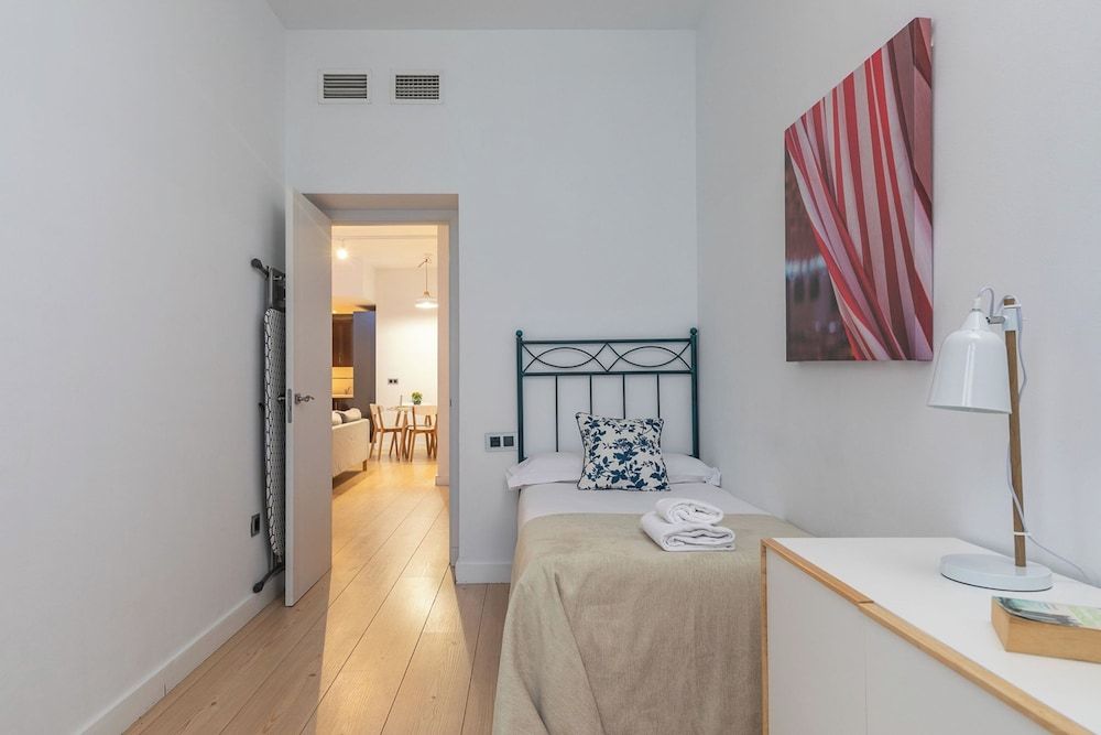 Holiday Rentals Tempa Museo Standard Apartment, 2 Bedrooms 7