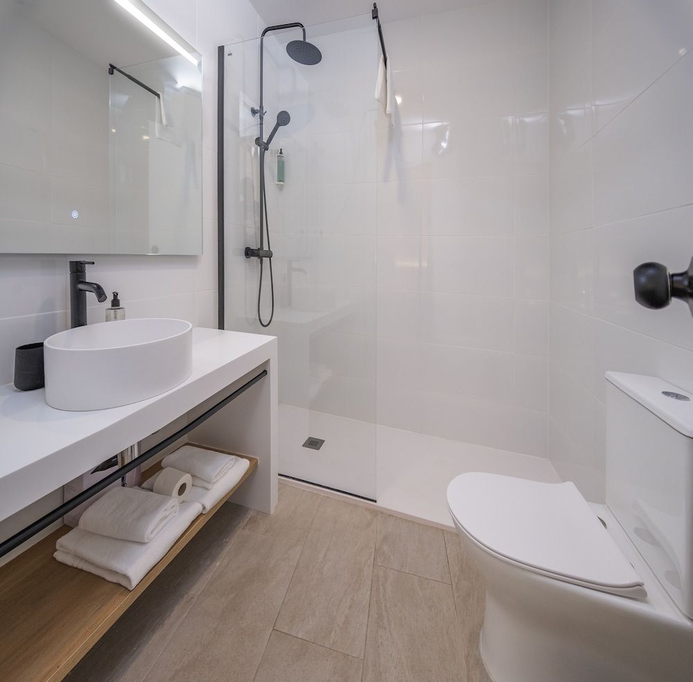 Hotel Tres Tocs Superior Quadruple Room 6