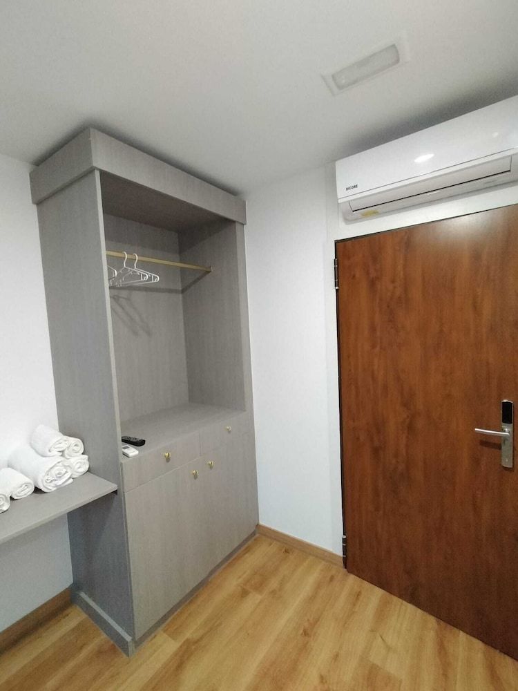 ESTRELA DO CAMIÑO Basic Triple Room 2