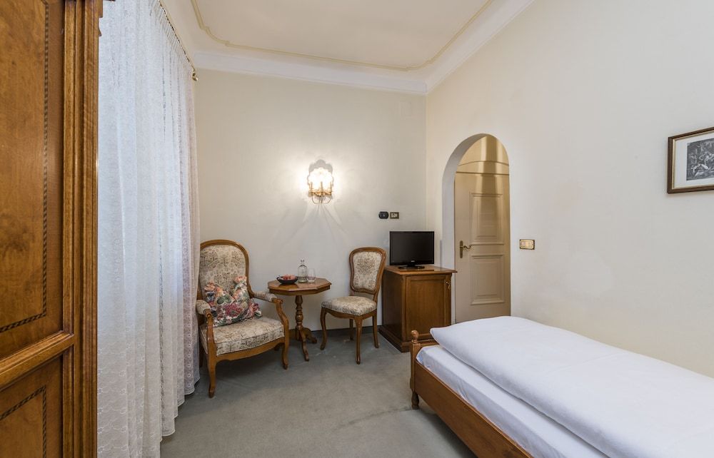Basic Single Room