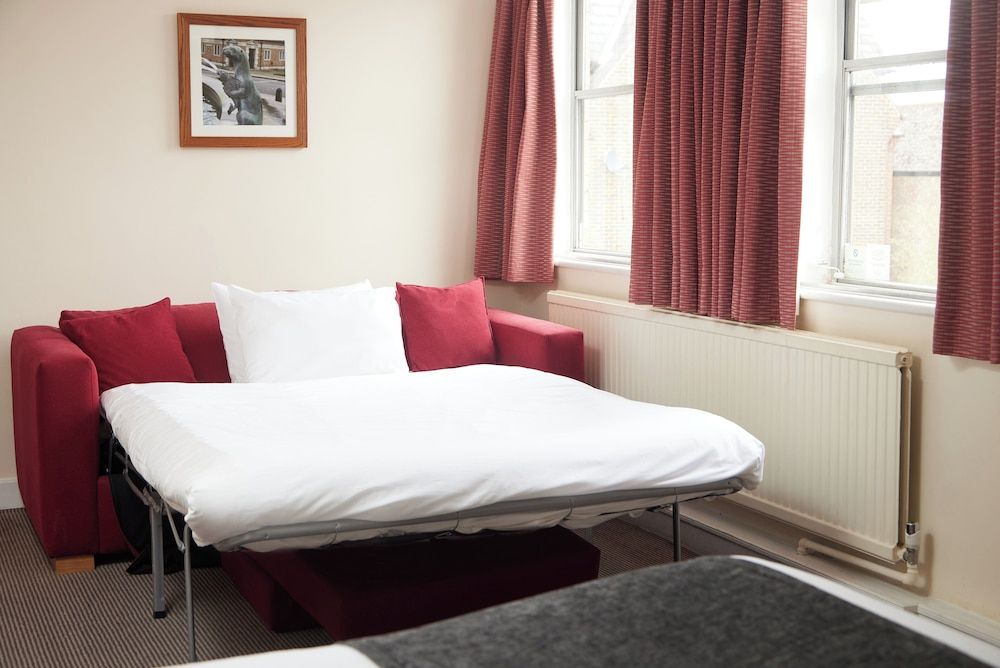 White Hart Braintree by Greene King Inns Family Room Sleeps 4