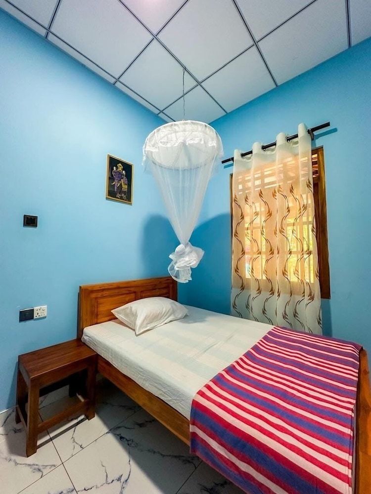 Gaya Family Resort Udawalawa Triple Room, Patio, Garden View 2