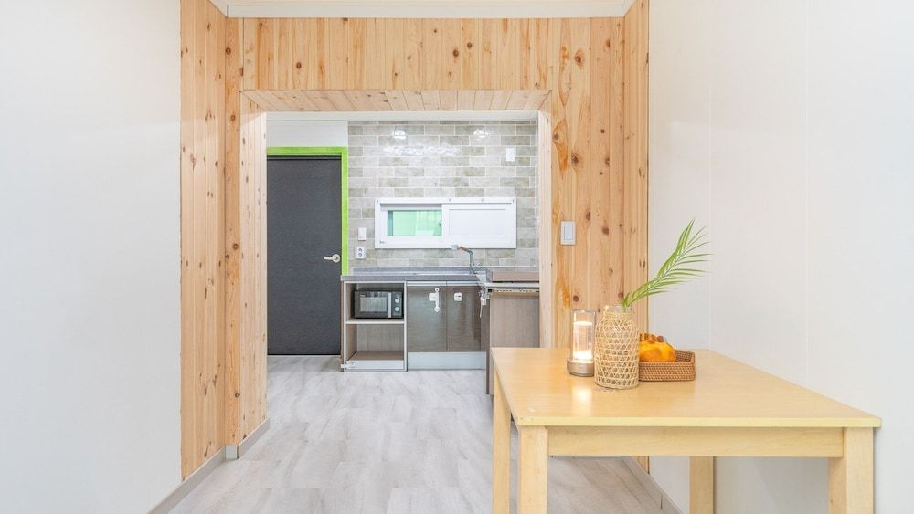 Gapyeong Solati Pension Basic Room, 3 Bedrooms (Sky Room) 4