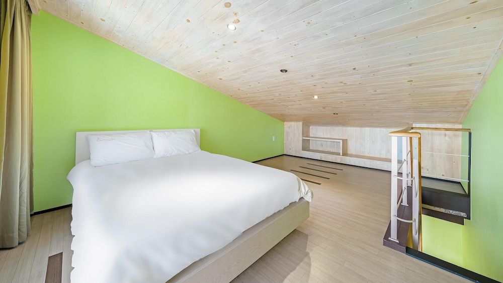 Geojedo Pilos Ocean View Pension Basic Room, 1 Bedroom (Room 305) 2