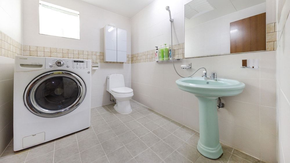 Ganghwado Dongmag Spa Pension Basic Room, 3 Bedrooms (Daisy) 4