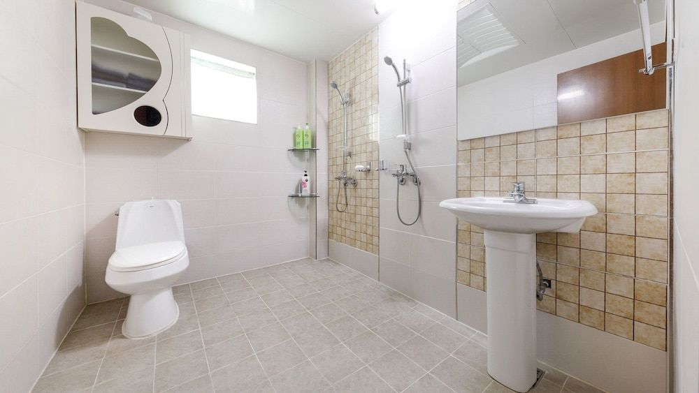 Ganghwado Dongmag Spa Pension Basic Room, 3 Bedrooms (Daisy) 3