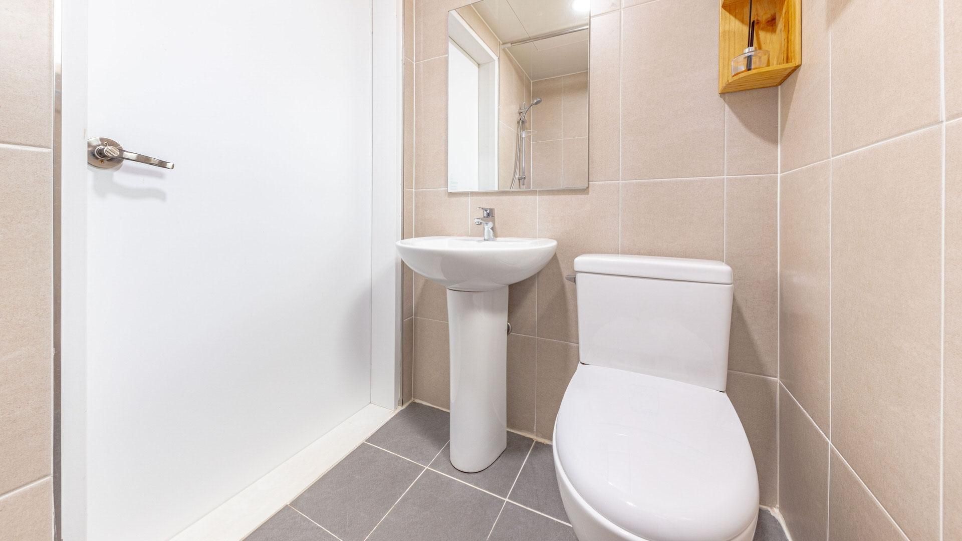 Guestroom1(Dogs not allowed)