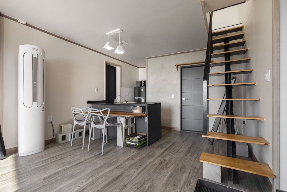 Namhae Butkokgiljinaseo Deluxe Room - Room 101, Room 102 randomly assigned (spa bath available once a day) 25