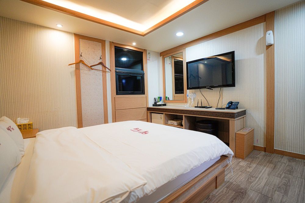 Mokpo Well Hotel Standard Double Room