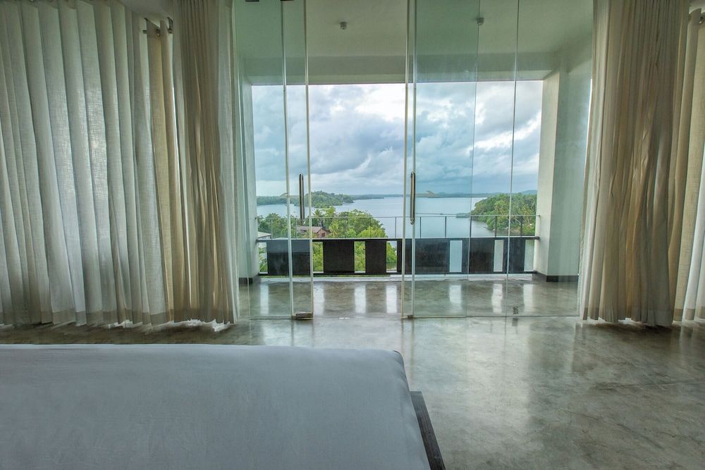 Splendour Residence Family Suite, 2 Bedrooms, Lake View 8