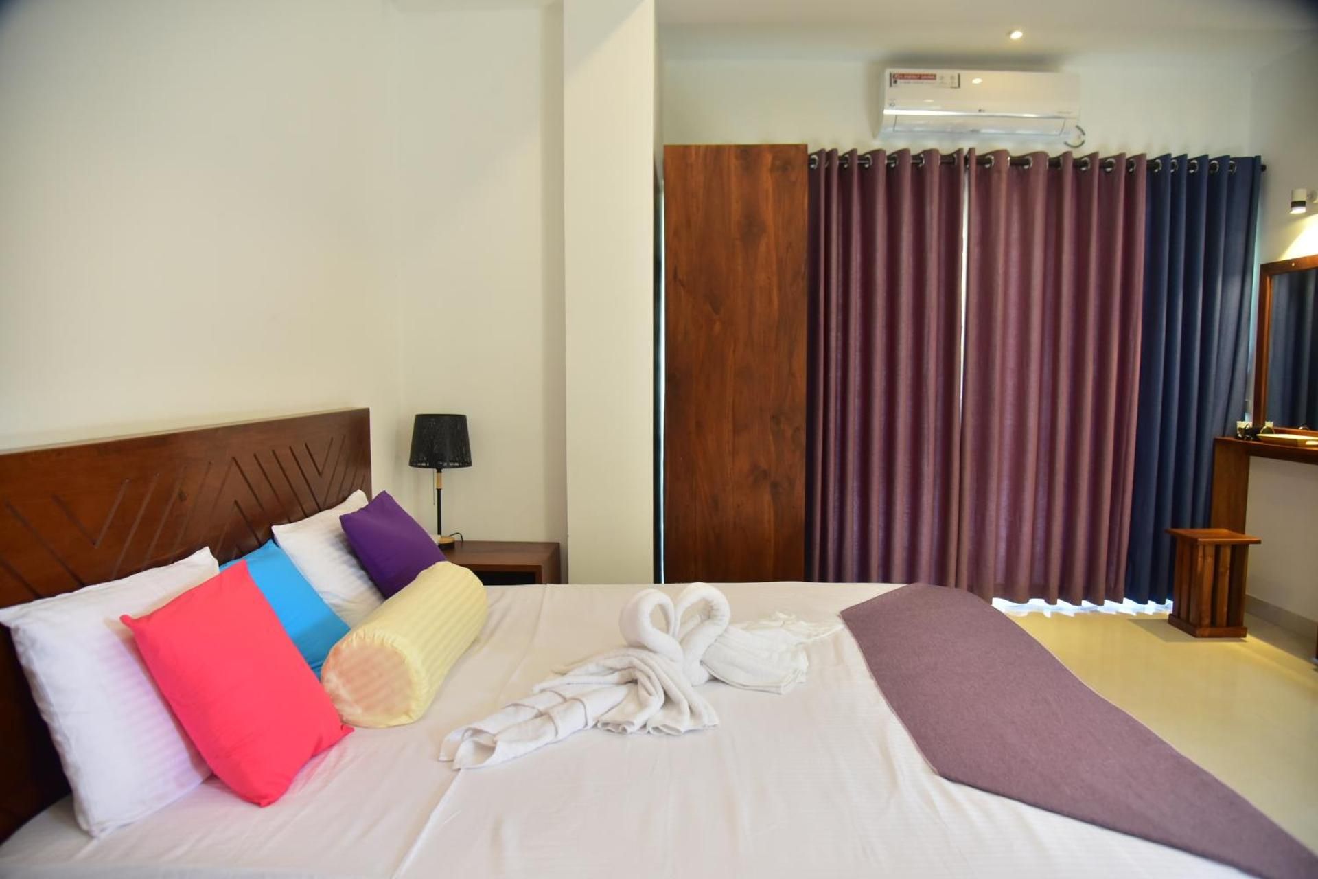 Deluxe Double Room with Balcony