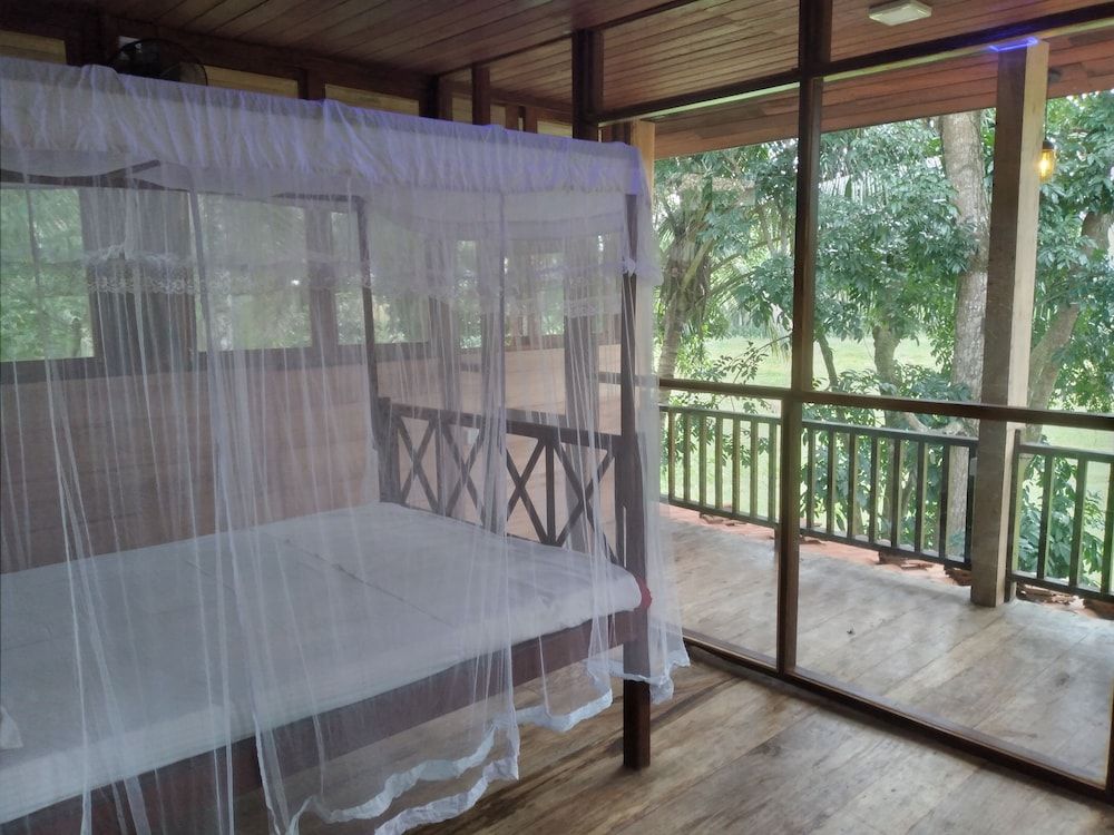 Luxury Chalet, 2 Bedrooms, Garden View