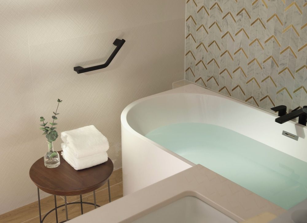 INSPIRE Entertainment Resort Sun Tower Deluxe King 4