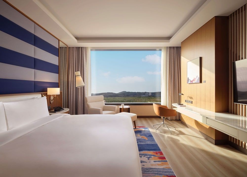 INSPIRE Entertainment Resort Ocean Tower Deluxe King 2