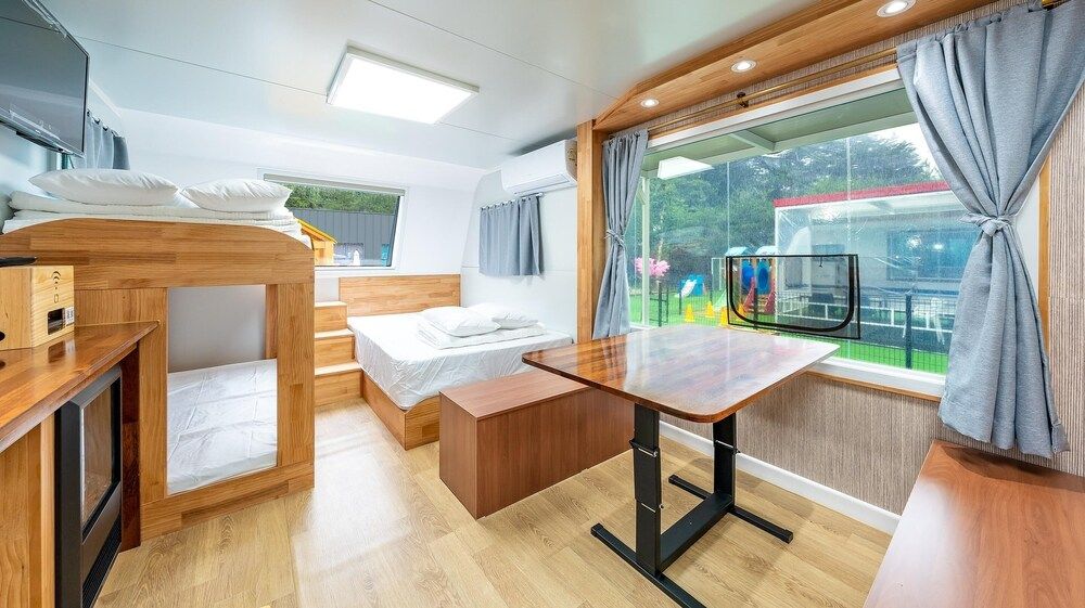 Pocheon Hanadulset pet Caravan Basic Room, 1 Bedroom (Two) 3
