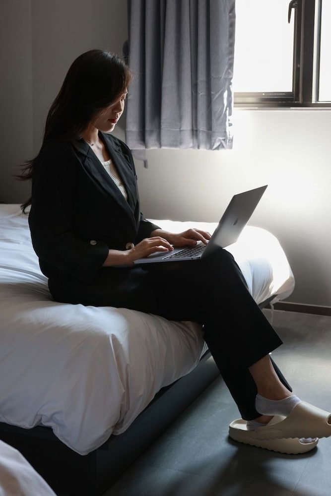 Workers Hotel Ansan by Aank Standard Twin