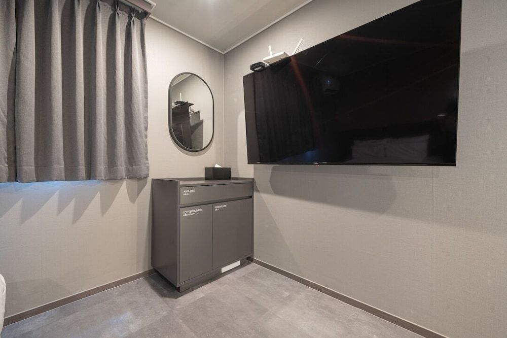 Workers Hotel Ansan by Aank 2PC Deluxe 14