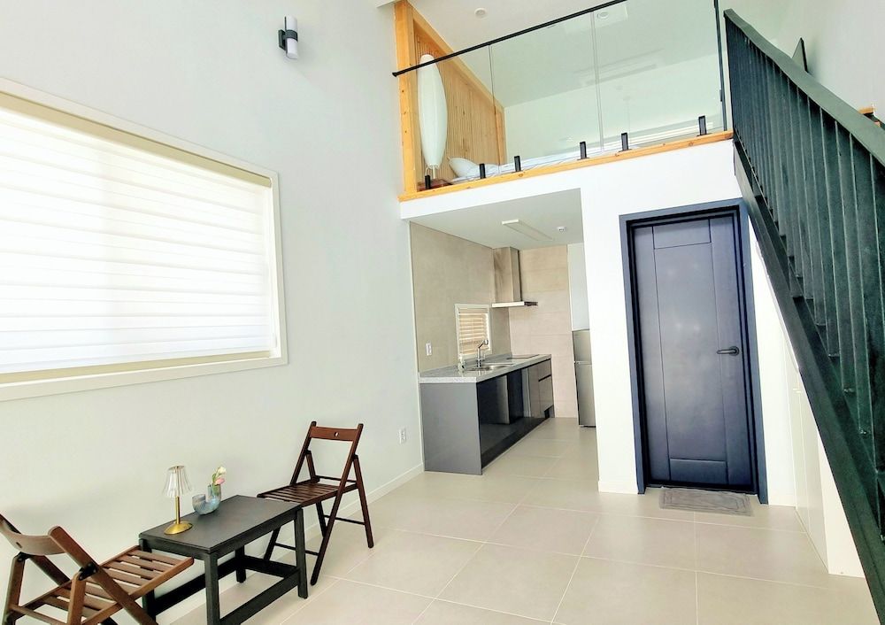 SunField Spabeach 16