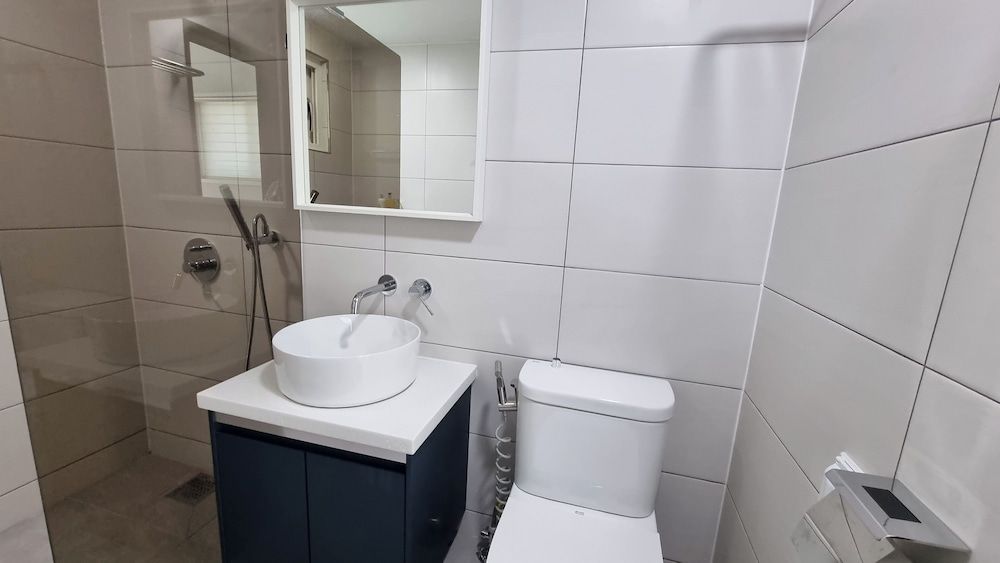 SunField Spabeach 11