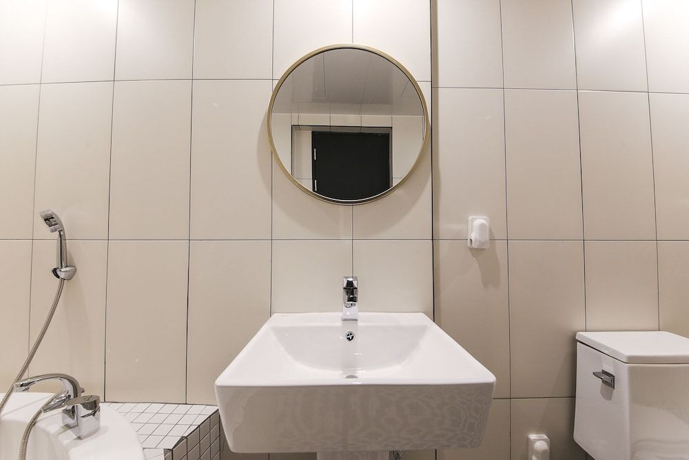 Hotel Cozy Family Twin Room (A Type) 5