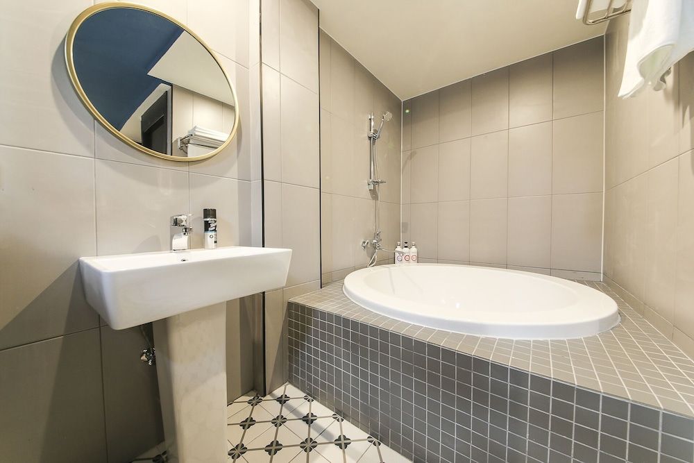 Hotel Cozy Premium Double Room 4