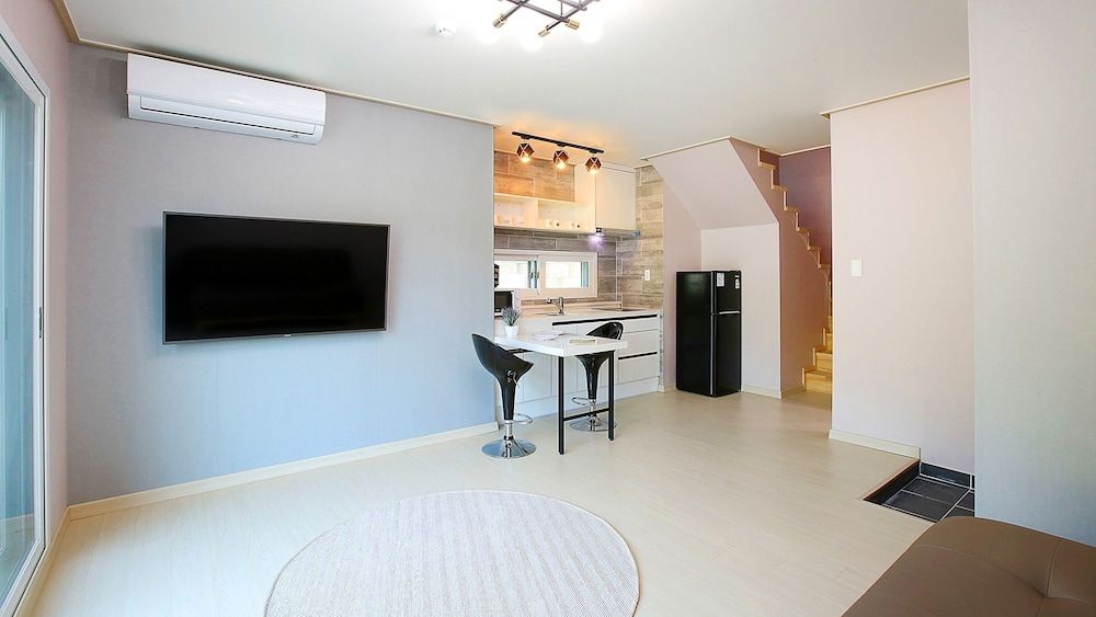 Hongcheon Stone Brown Pension Basic Room, 1 Bedroom (Cube 2) 8