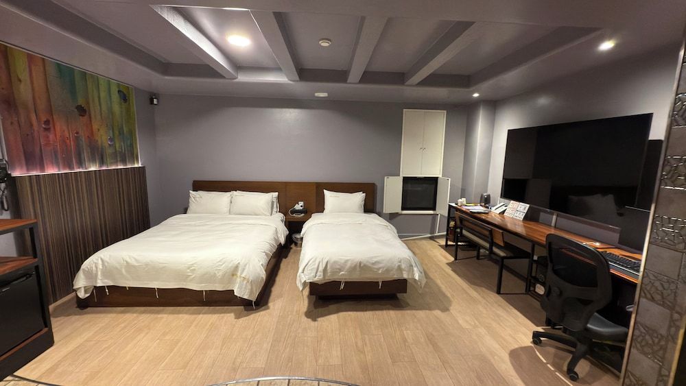 Ilsan Hotel Cleo Suite Twin 5