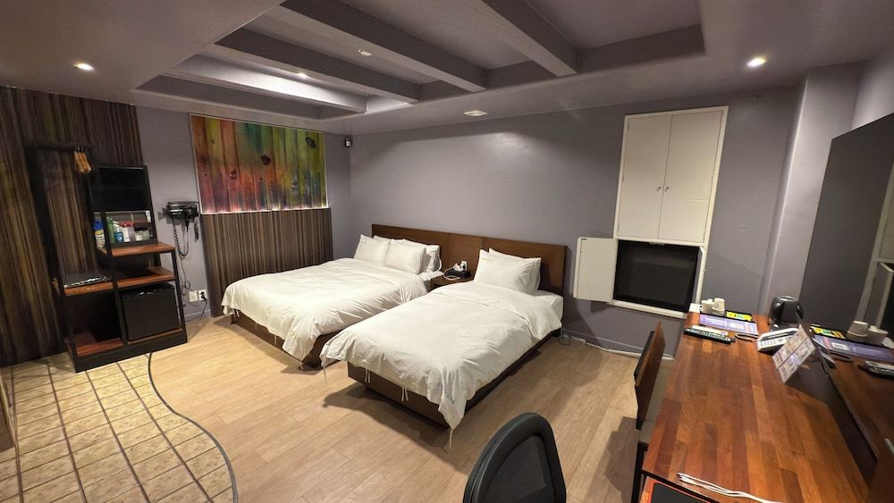 Ilsan Hotel Cleo Suite Twin 2