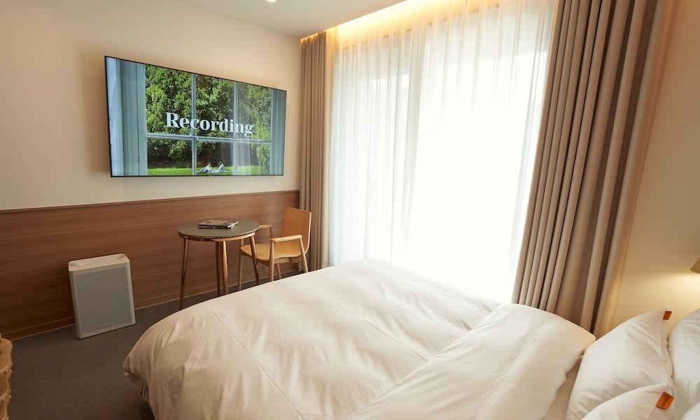 Brown Dot Hotel Gunsan Terminal Branch King Room - Balcony