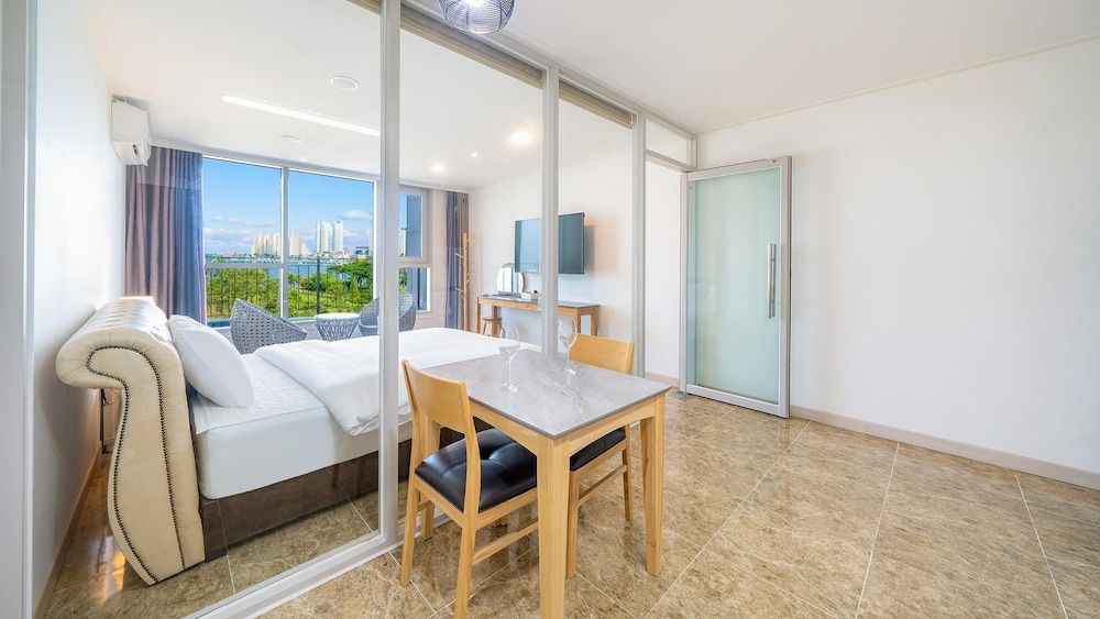 Sokcho Ocean View Pension Basic Room, 1 Bedroom (Deungdae(ocean view)) 3