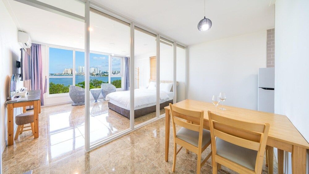 Sokcho Ocean View Pension Basic Room, 1 Bedroom (dalbodeule(ocean view))