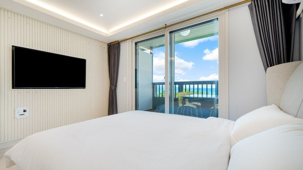 Donghae Badae Meomuleuda Basic Room, 1 Bedroom (301(ocean view)) 2