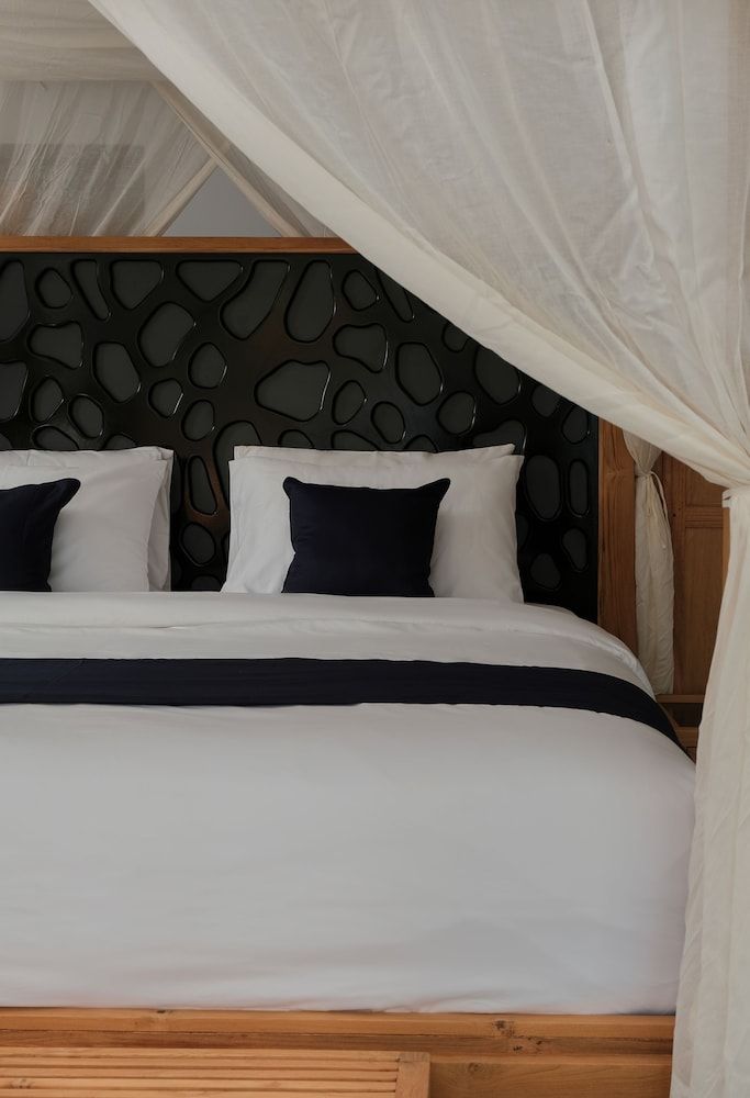 Design Villa, 2 Bedrooms, Private Pool, Poolside (Joey)