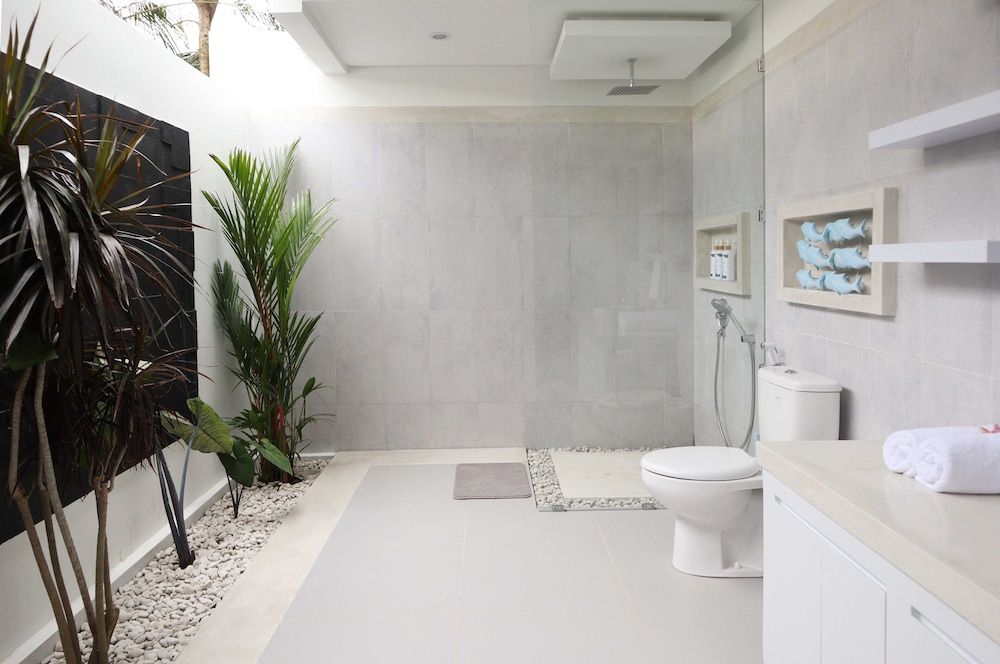 Tropik Resort Lombok Standard Villa, 3 Bedrooms, Private Pool, Poolside (Laura) 5