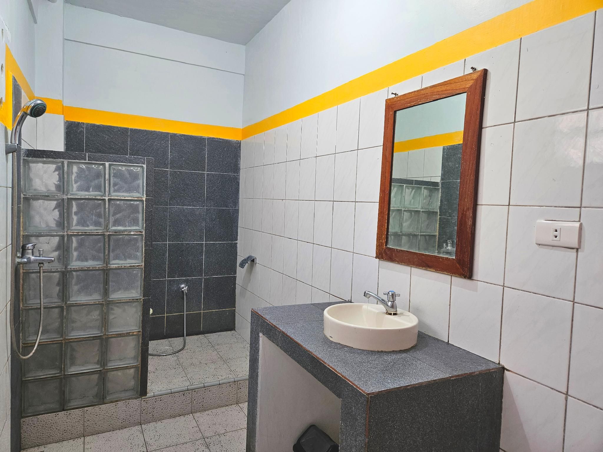 Thyesza Hotel Deluxe Double or Twin Room 3