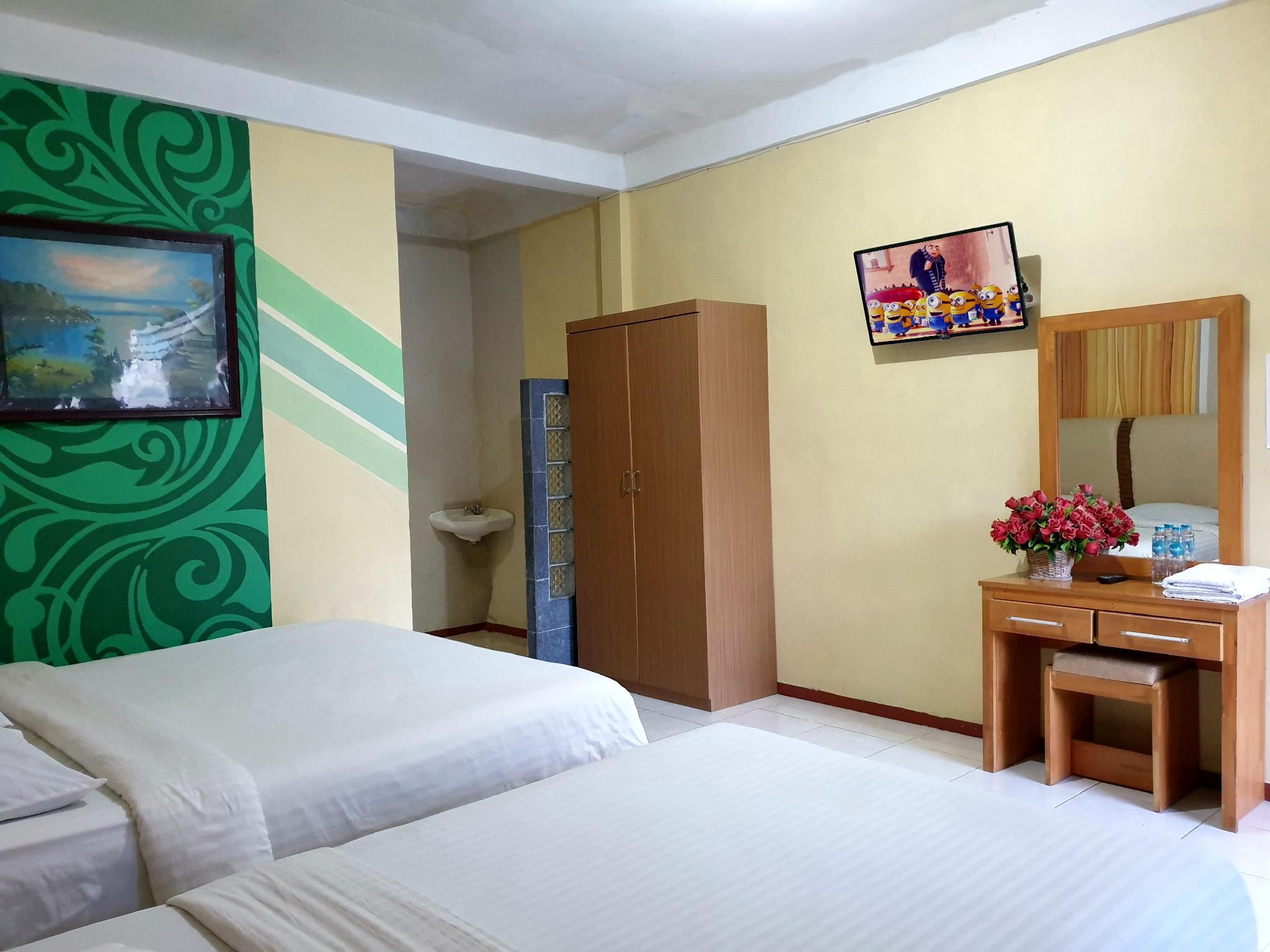 Thyesza Hotel Grand Superior